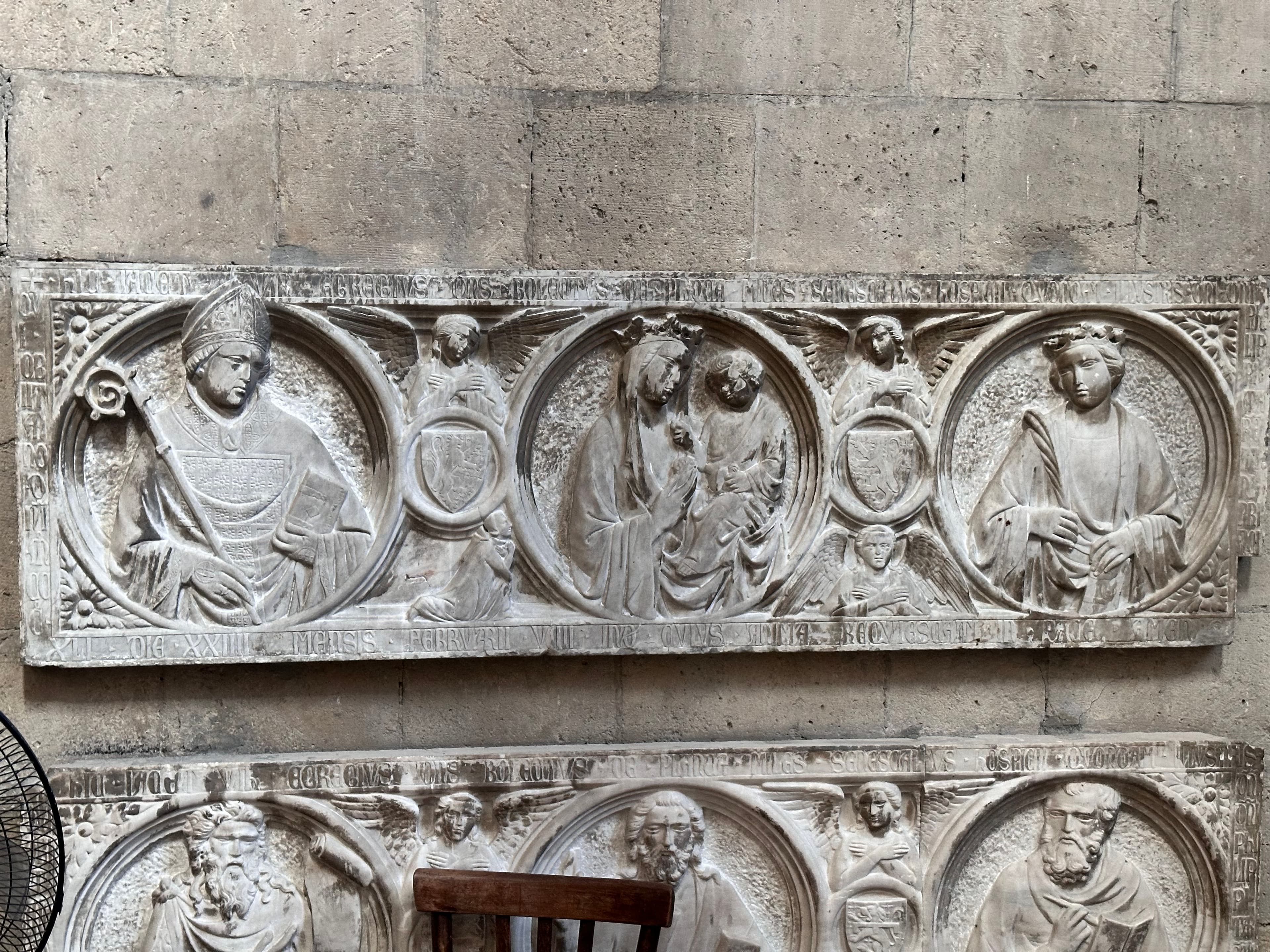 Sant’Eligio Maggiore — marmo a muro